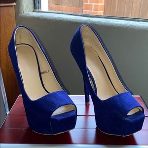 Zara peep toe pump